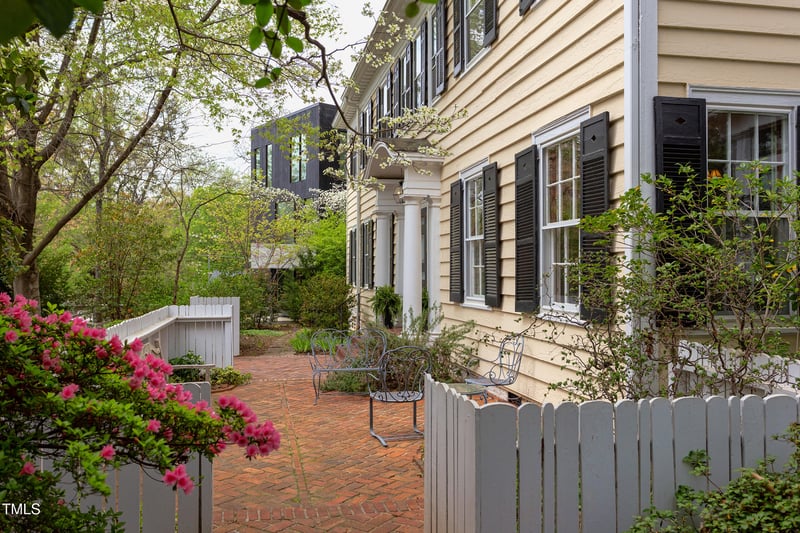 1208 College Pl, Raleigh, NC 27605