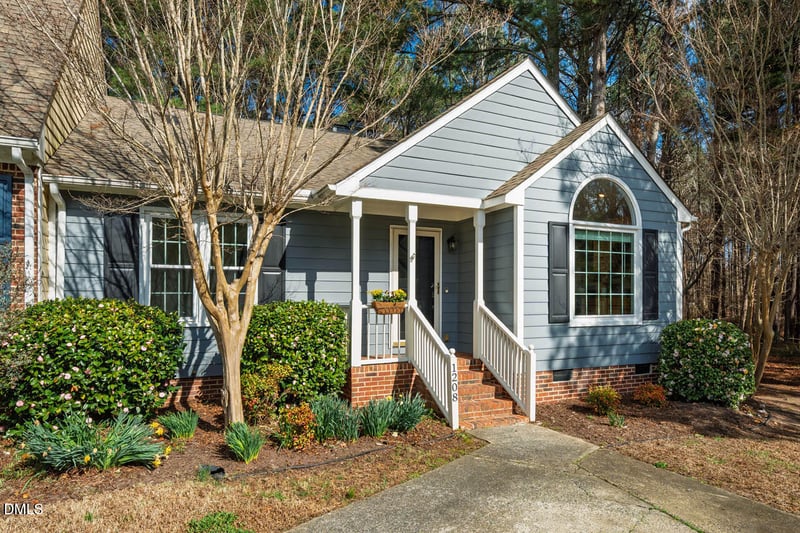 1208 Cranebridge Pl, Chapel Hill, NC 27517