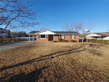 1208 Cullen Dr, Fayetteville, NC 28304