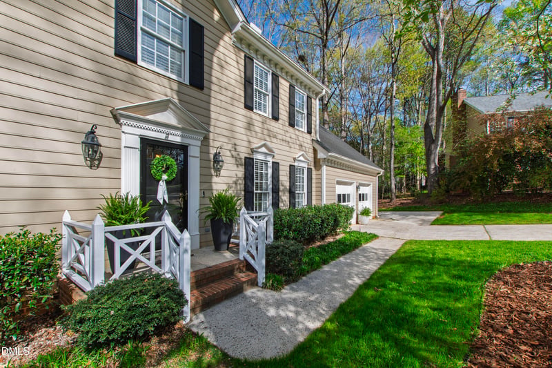 1208 Ebb Ct, Raleigh, NC 27615