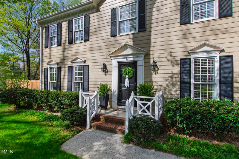 1208 Ebb Ct, Raleigh, NC 27615