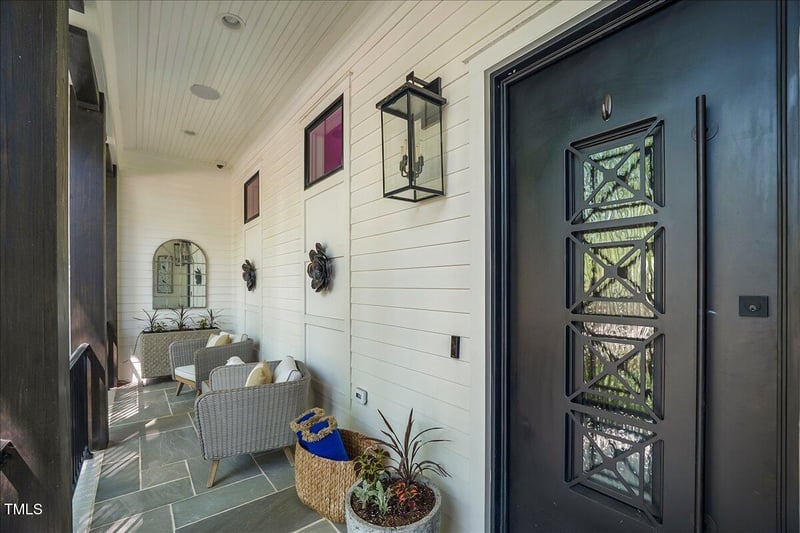 1208 Hunting Ridge Rd, Raleigh, NC 27615