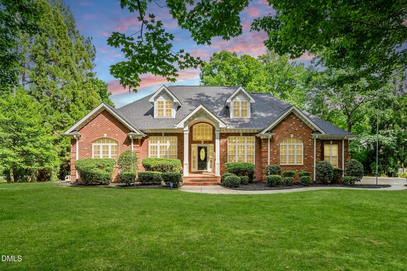 1208 Laneridge Ct, Raleigh, NC 27603