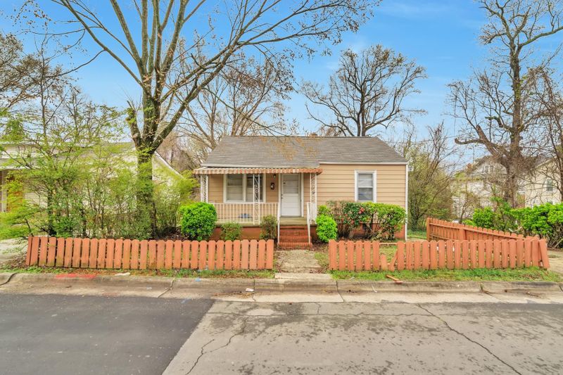 1208 Linwood Ave, Durham, NC 27701