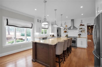 1208 Longleaf Dr, Fayetteville, NC 28305