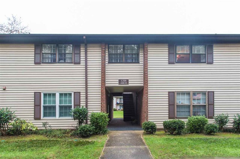 1208 Manassas Ct #D, Raleigh, NC 27609