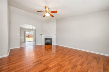 1208 Piper Ct, Hope Mills, NC 28348