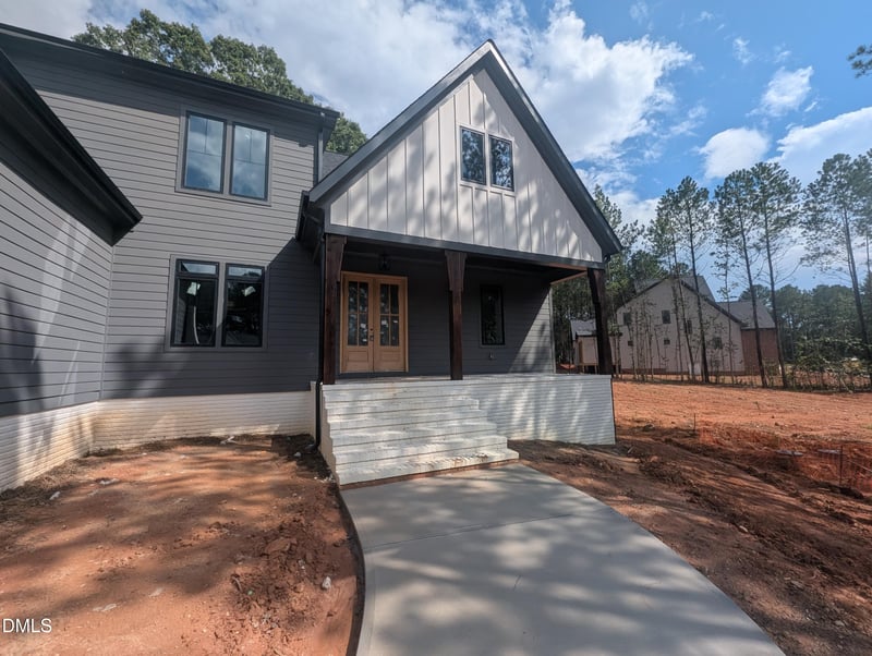 1208 Red Cedar Ct, Youngsville, NC 27596