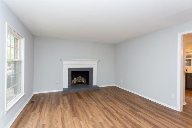 1208 Somerset Rd, Raleigh, NC 27610