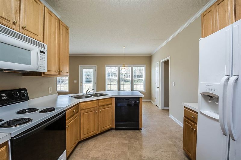 1208 Sunswept Cir, Raleigh, NC 27603