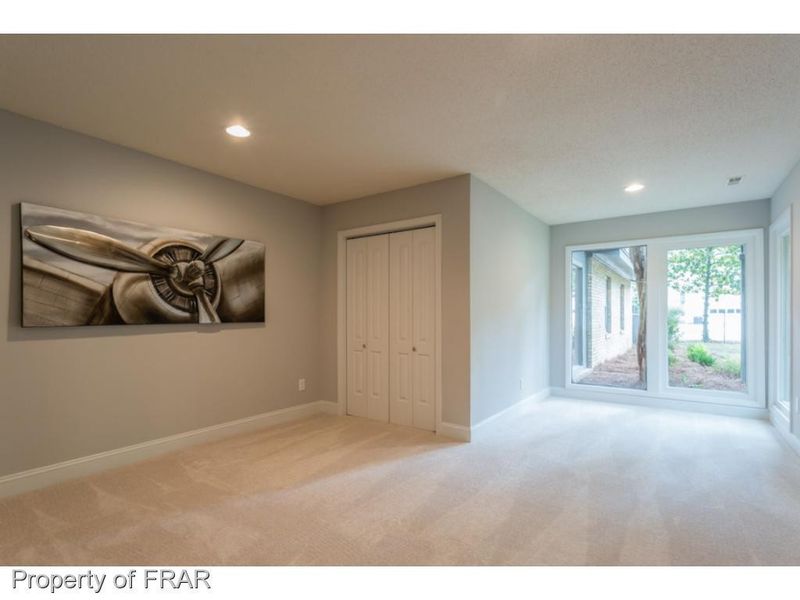 1208 Vermont St, Smithfield, NC 27577