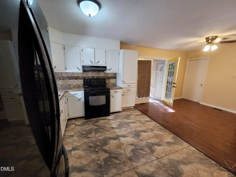 1208 Willowdale Dr, Durham, NC 27707