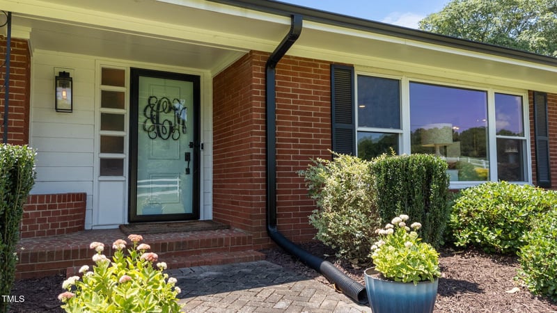 12082 Nc 42 , Fuquay Varina, NC 27526