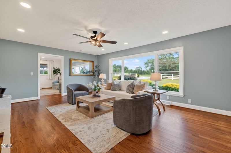 12082 Nc 42 , Fuquay Varina, NC 27526