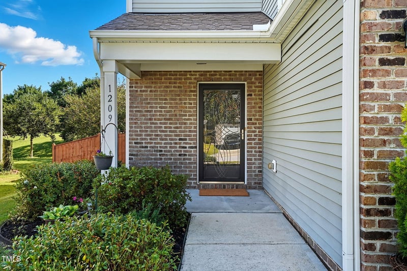 1209 Agile Dr, Knightdale, NC 27545
