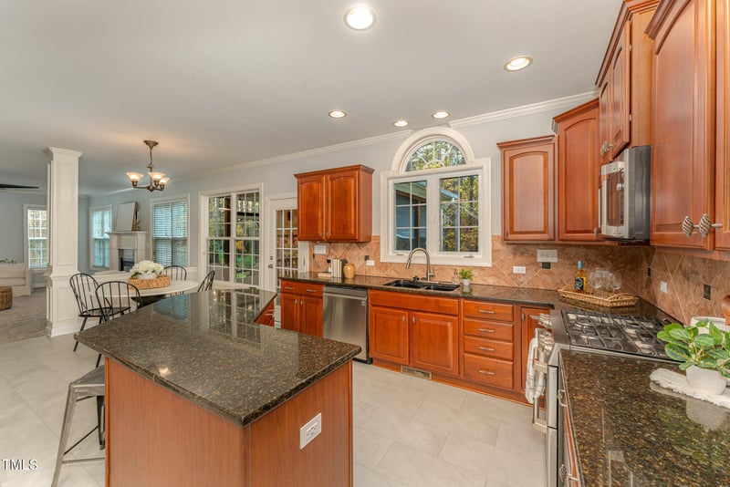 1209 Antler Point Dr, Durham, NC 27713