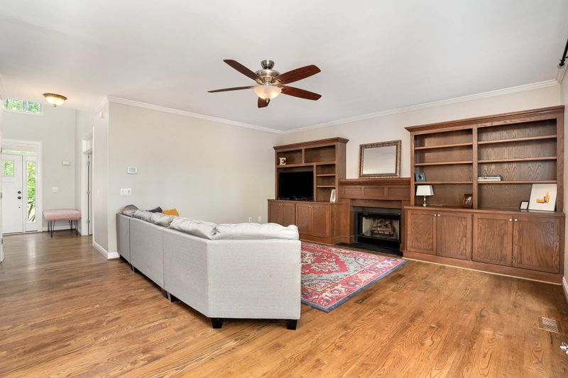 1209 Blackburn Rd, Apex, NC 27502