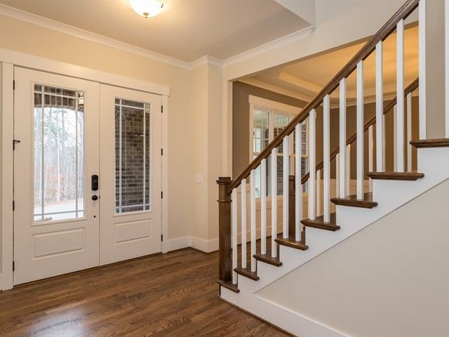 1209 Fall Line Ct, Raleigh, NC 27613