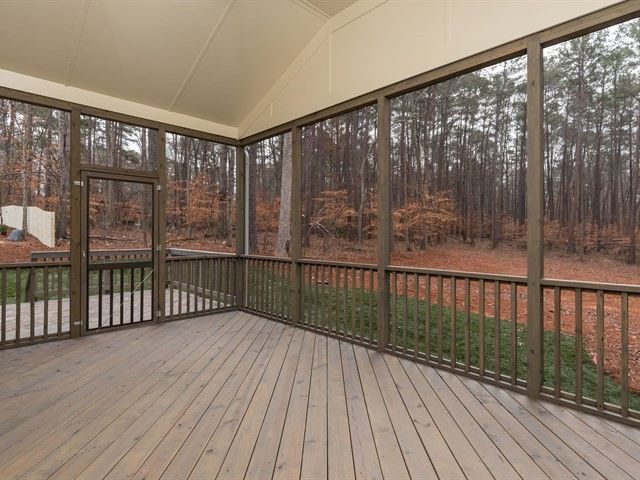 1209 Fall Line Ct, Raleigh, NC 27613