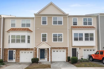 1209 Haywards Heath Ln, Apex, NC 27502