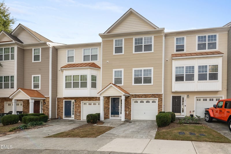 1209 Haywards Heath Ln, Apex, NC 27502