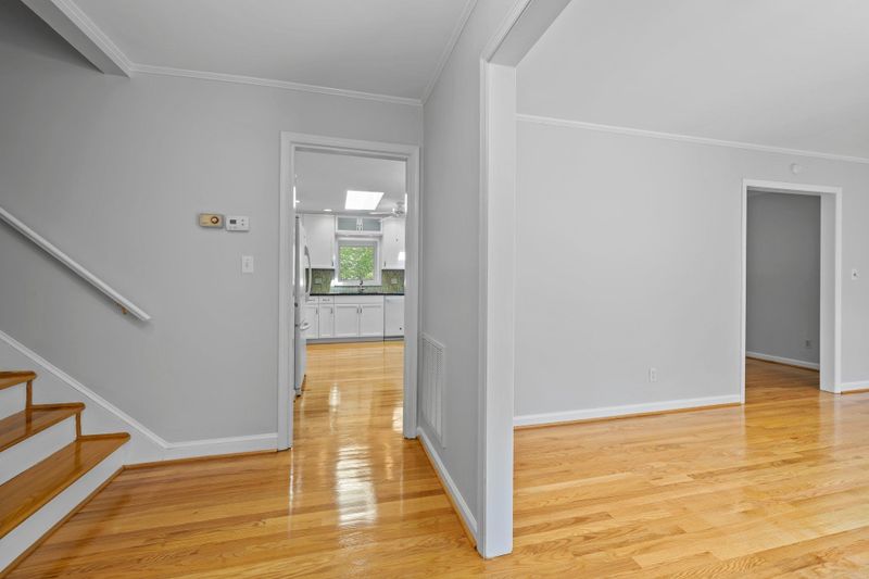 1209 Kenbridge Ln, Cary, NC 27511