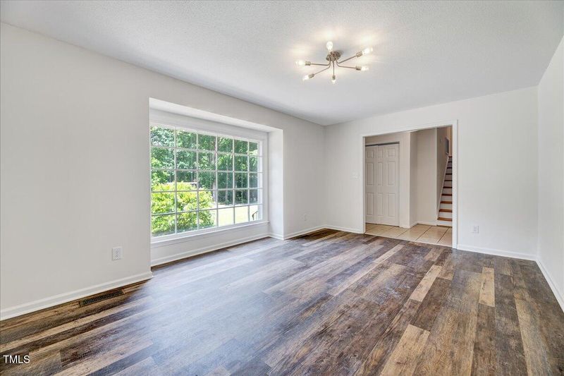 1209 Lochcarron Ln, Cary, NC 27511