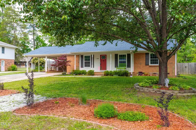 1209 Maple Ave, Apex, NC 27502