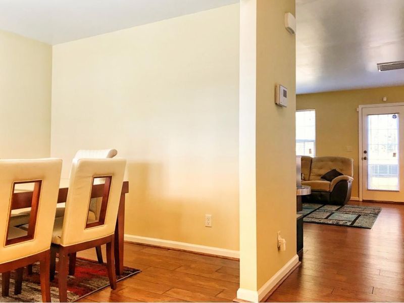1209 Maple Ridge Dr, Burlington, NC 27217
