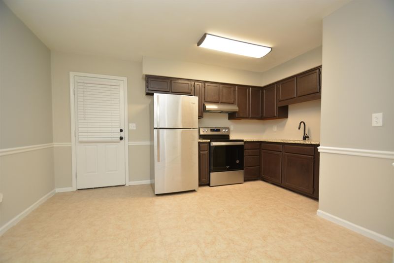 1209 Pecan Pl, Durham, NC 27704
