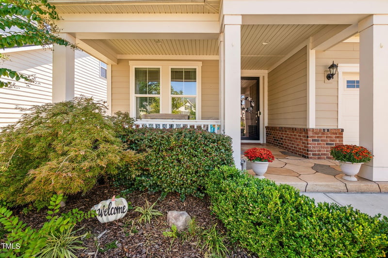 1209 Pulitzer Ln, Durham, NC 27703