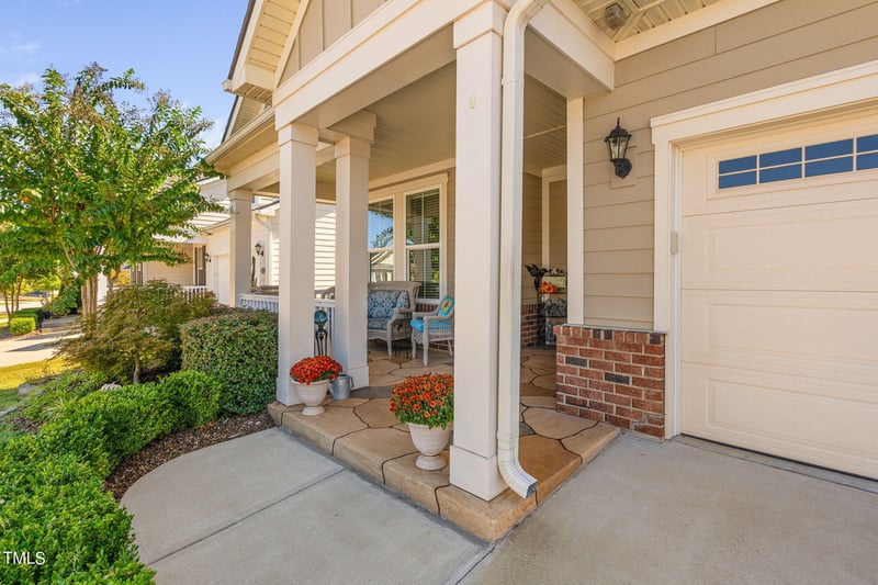 1209 Pulitzer Ln, Durham, NC 27703