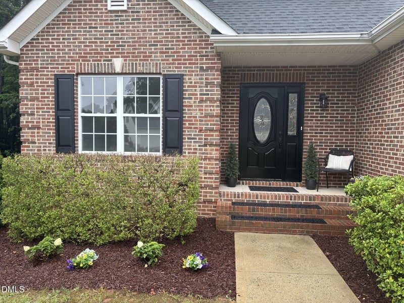 1209 Waterford Green Dr, Apex, NC 27502