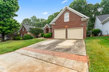 1209 Wedgeland Dr, Raleigh, NC 27615