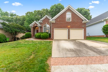 1209 Wedgeland Dr, Raleigh, NC 27615