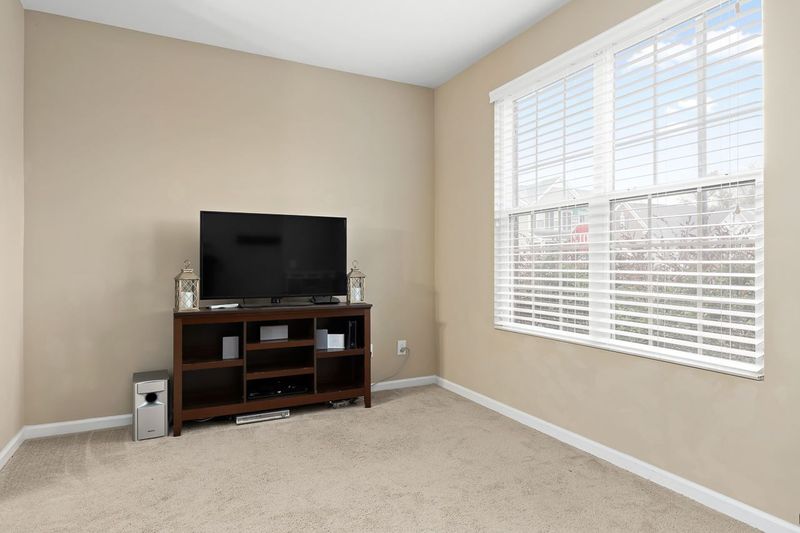 1209 Willowcrest Rd, Durham, NC 27703
