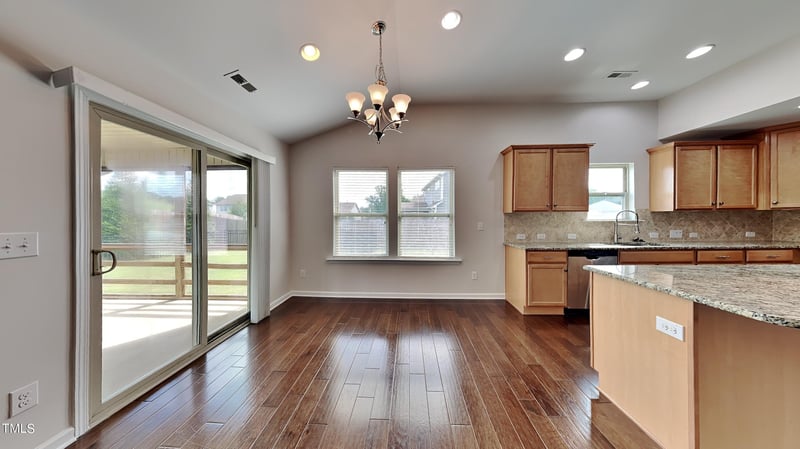 1209 Windrose Dr, Fuquay Varina, NC 27526