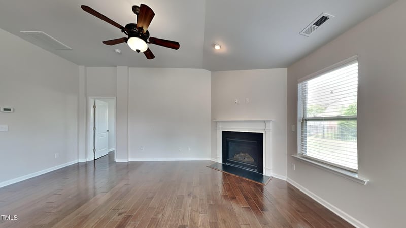 1209 Windrose Dr, Fuquay Varina, NC 27526