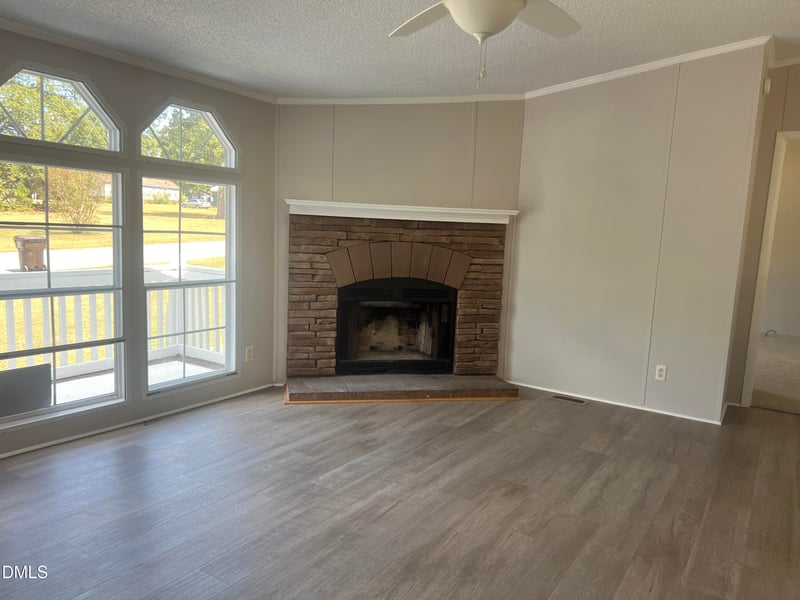 121 Ash St, Coats, NC 27521