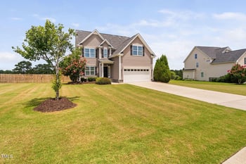 121 Atkins Village Ct, Fuquay Varina, NC 27526