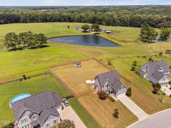 121 Atkins Village Ct, Fuquay Varina, NC 27526