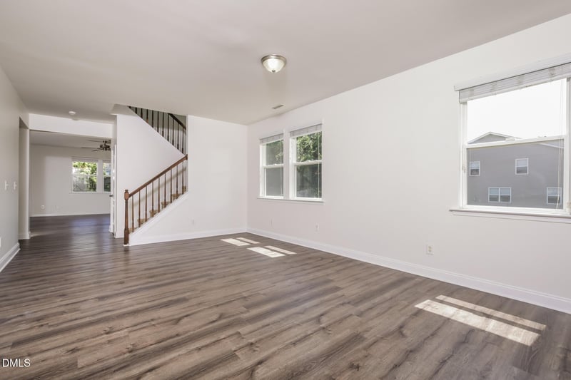 121 Averasboro Dr, Clayton, NC 27520