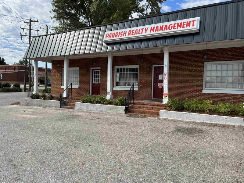 121-b E Gannon Ave, Zebulon, NC 27597