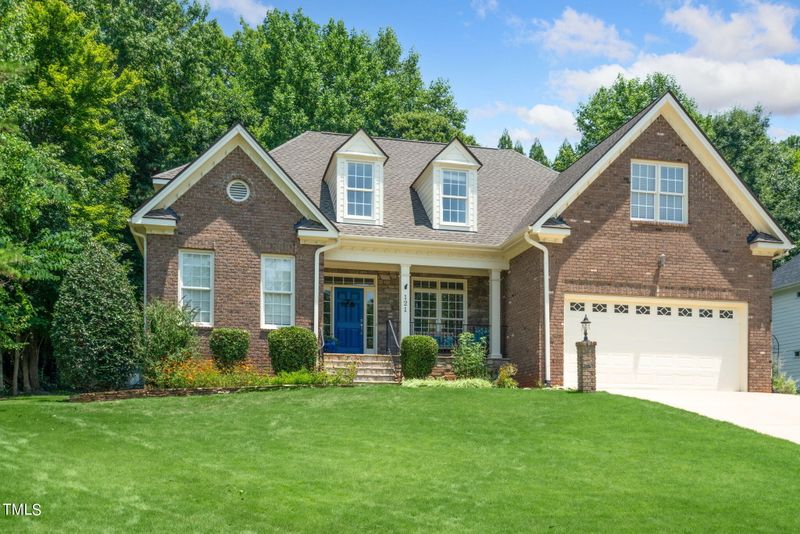 121 Bells Walk Ct, Holly Springs, NC 27540