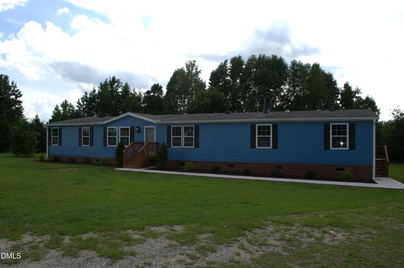 121 Bent Tree Ct, Lillington, NC 27546