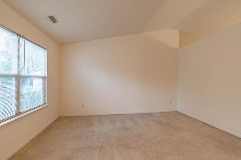 121 Big Leaf Way, Durham, NC 27704