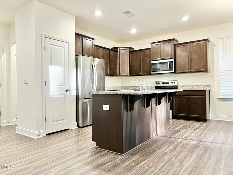 121 Blackthorn Ln, Angier, NC 27501