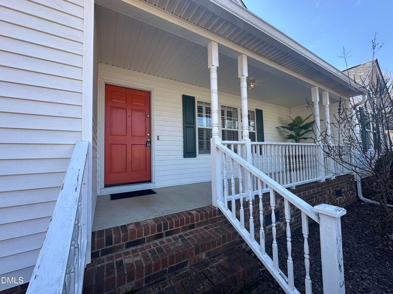 121 Blackthorne Pl, Garner, NC 27529