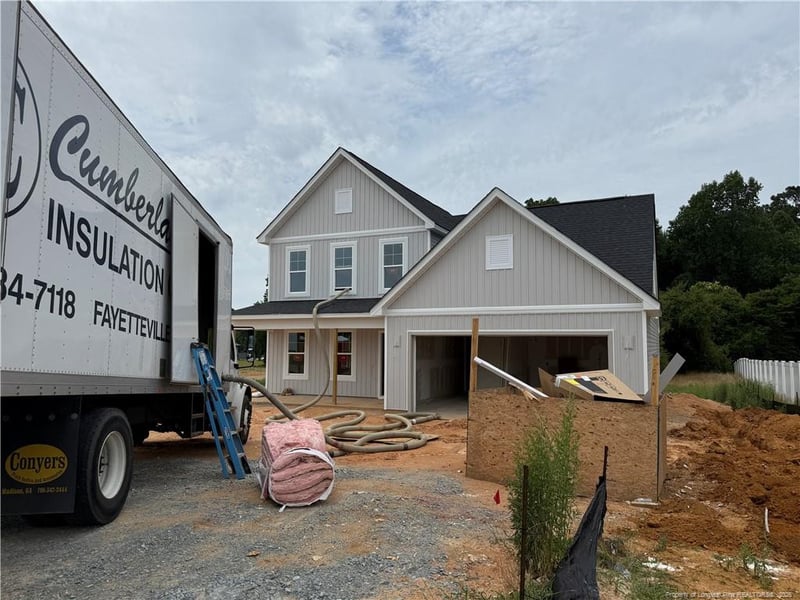 121 Boston River Dr, Dunn, NC 28334