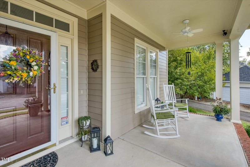 121 Bridgegate Dr, Cary, NC 27519